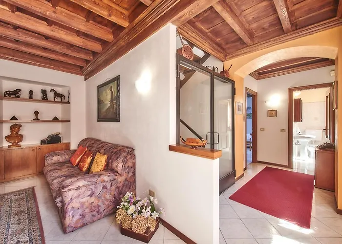 Casa Mocchetti Сasa de vacaciones Lezzeno